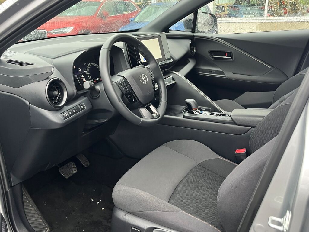 Toyota C-HR 2025 met.hopea