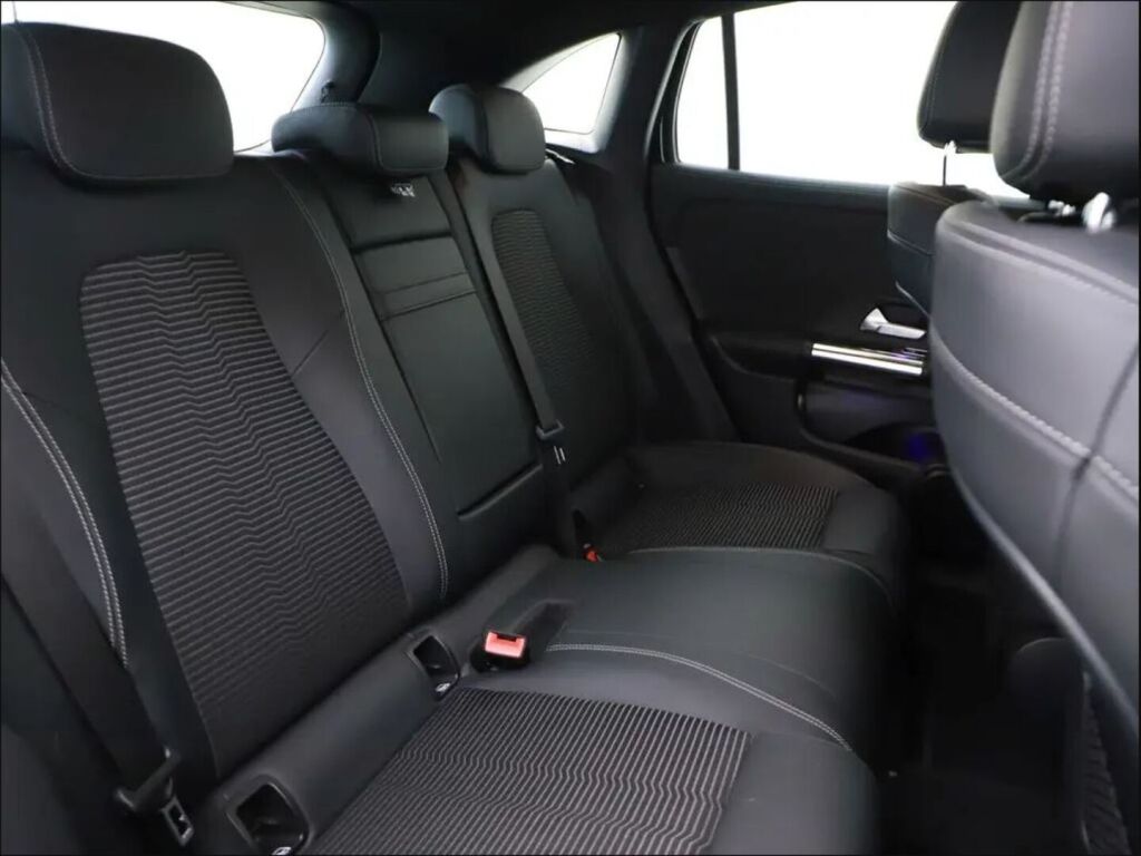 Mercedes-Benz EQA 2022 