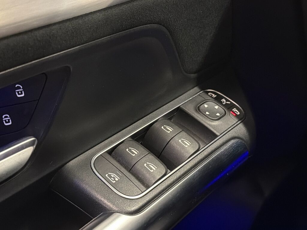 Mercedes-Benz EQA 2023 