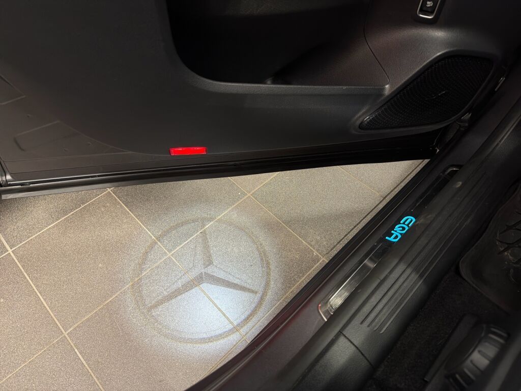 Mercedes-Benz EQA 2023 