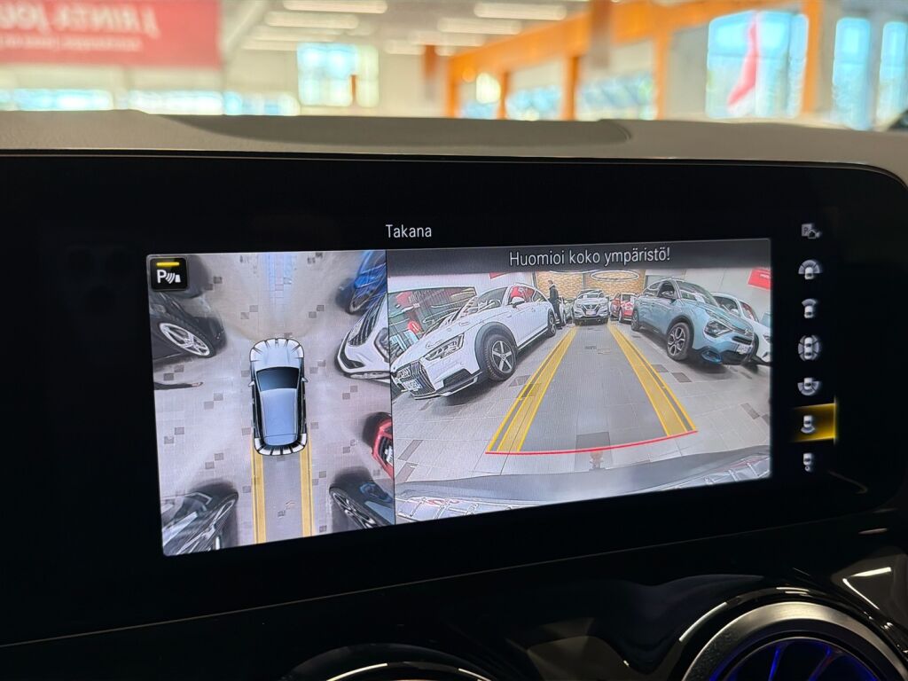 Mercedes-Benz EQA 2023 