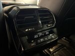 BMW iX 2022 Musta