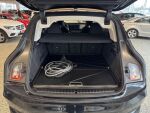 BMW iX 2022 Musta