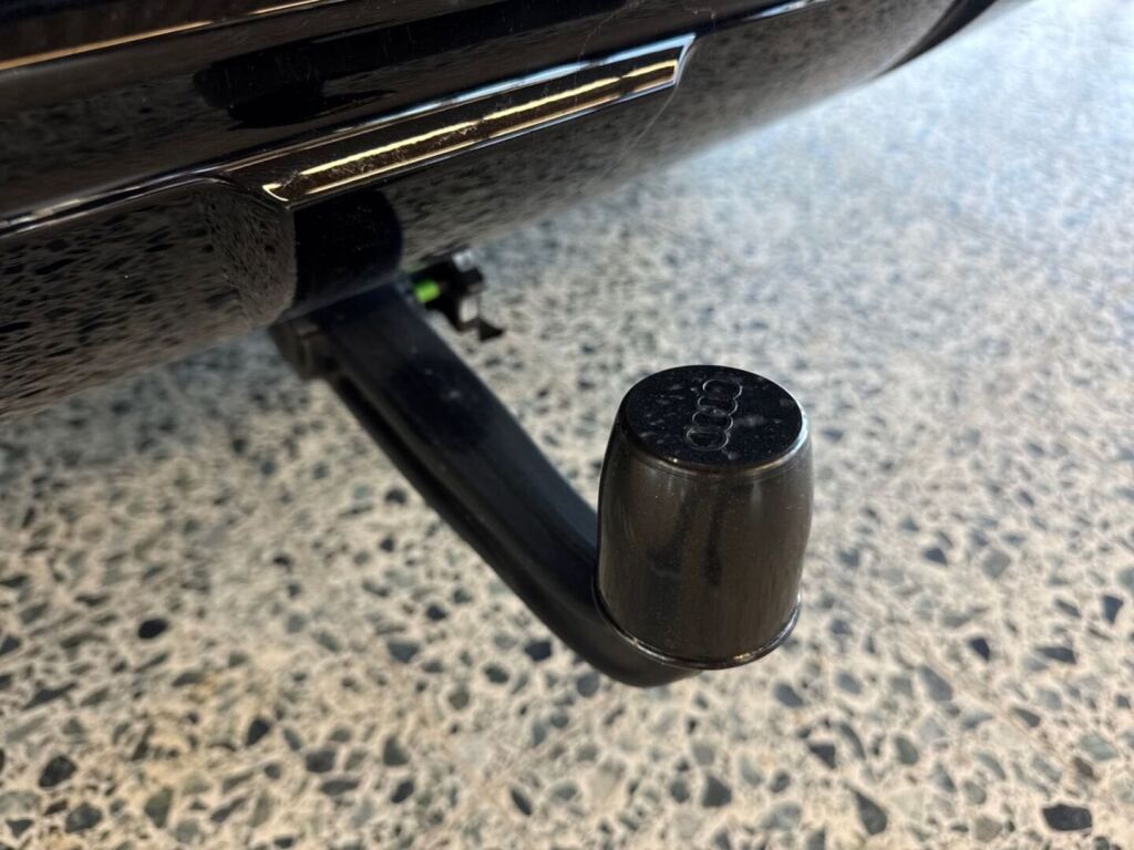 Audi Q8 e-tron 2023 Harmaa