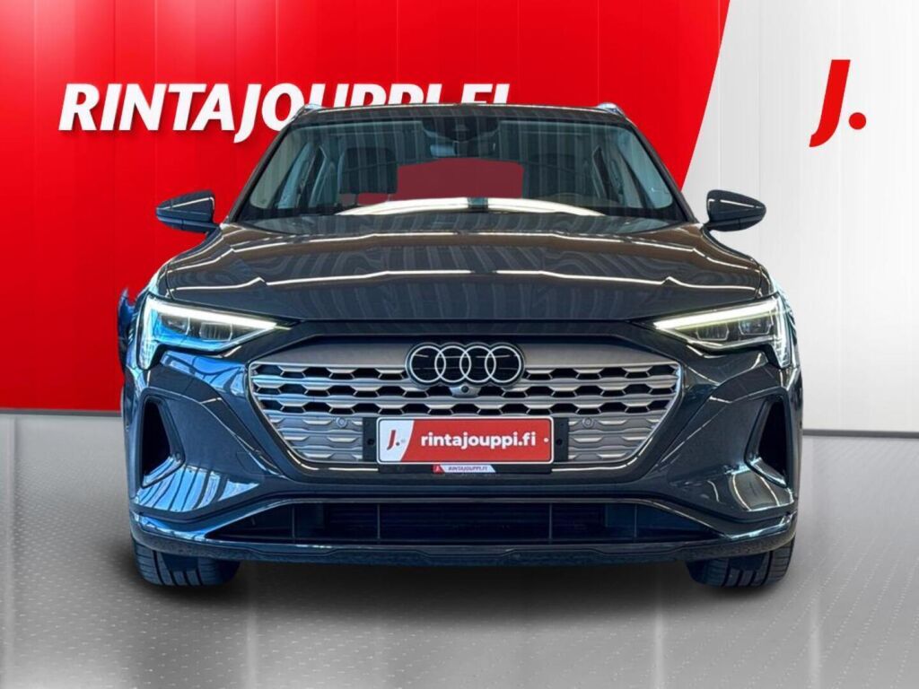 Audi Q8 e-tron 2023 Harmaa