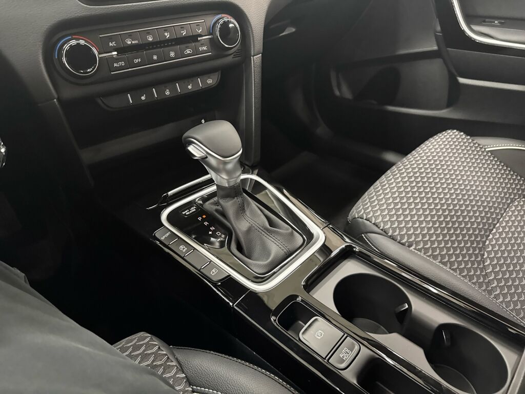 Kia XCeed 2026 Valkoinen