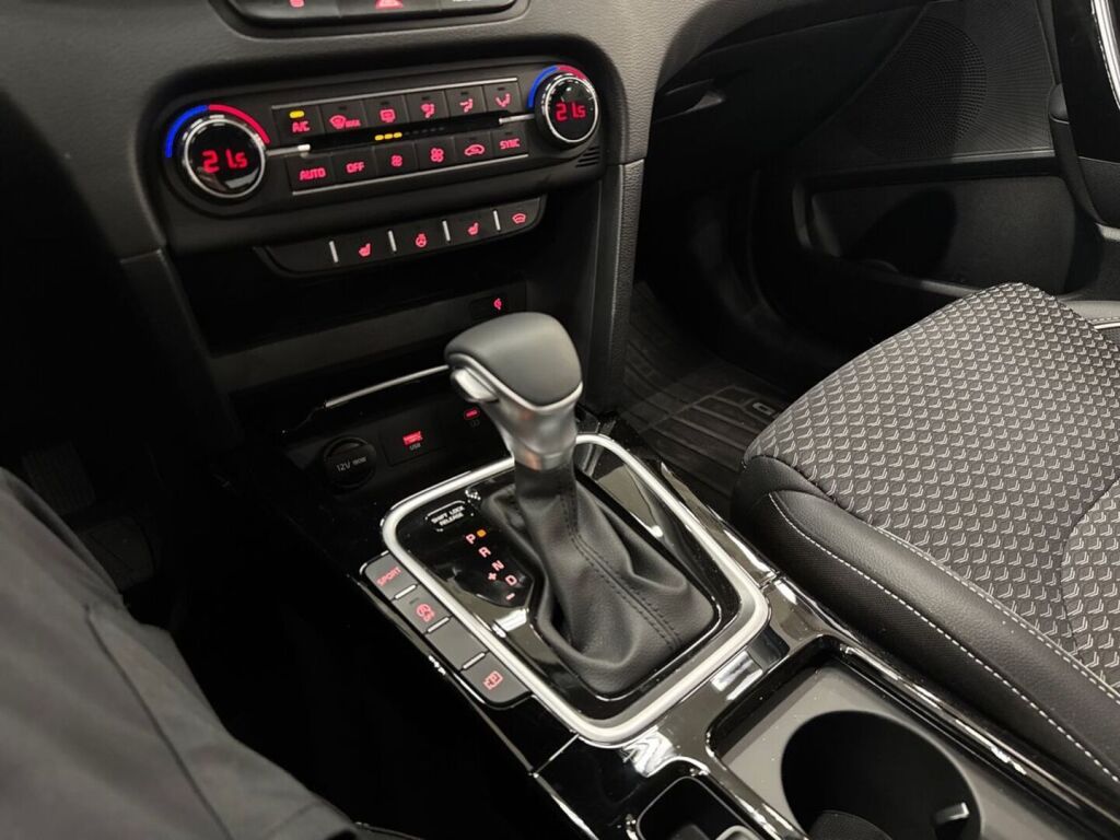 Kia XCeed 2026 Valkoinen