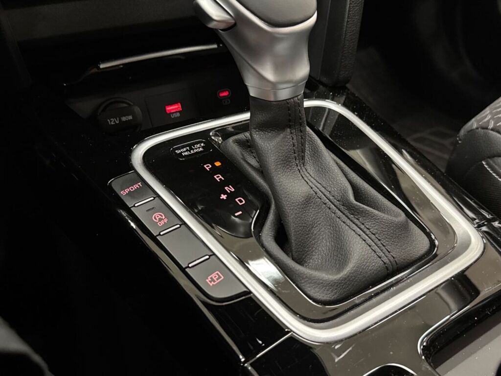Kia XCeed 2026 Valkoinen