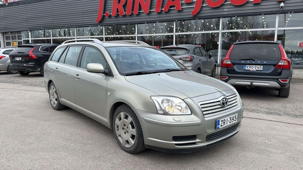 Toyota Avensis 2006 Vihreä