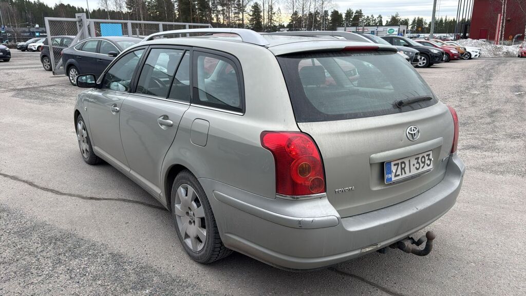 Toyota Avensis 2006 Vihreä