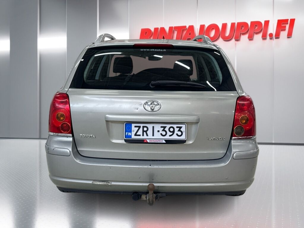 Toyota Avensis 2006 Vihreä