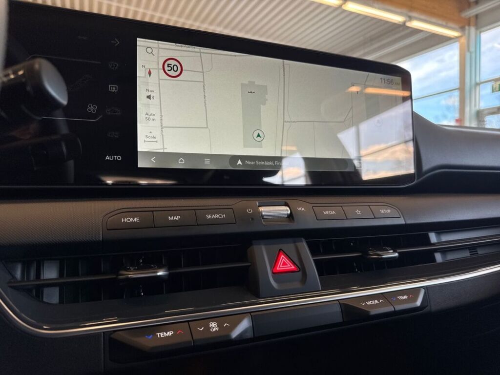 Kia K4 2026 Musta