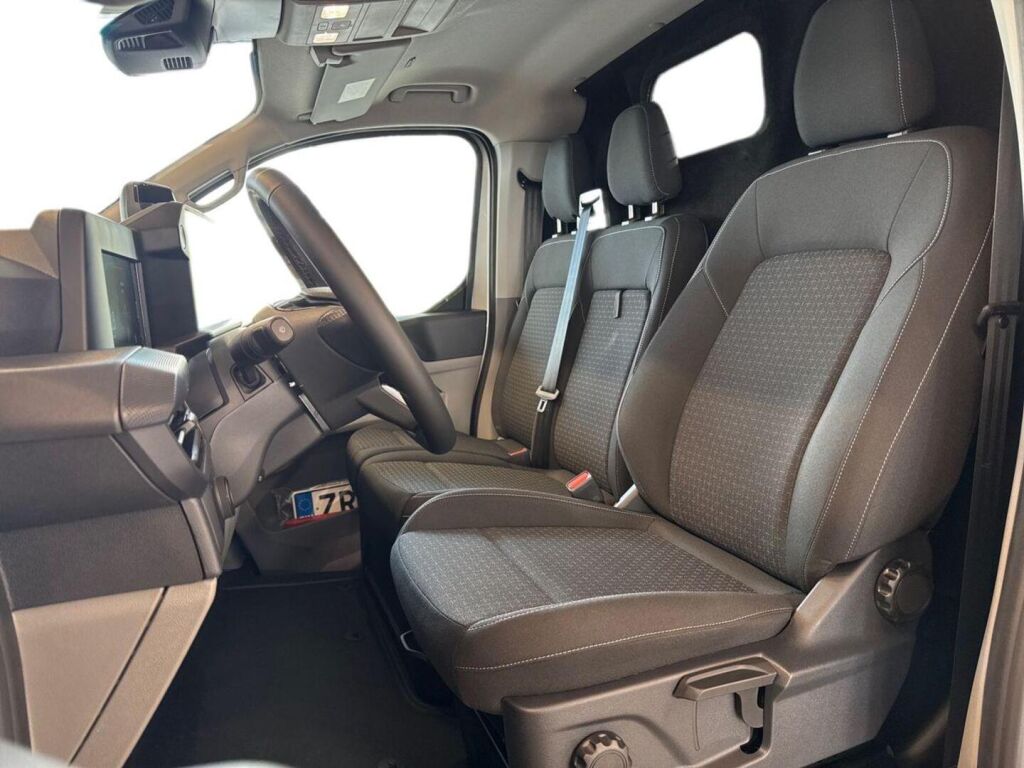 Ford Transit Custom 2026 Moondust Silver