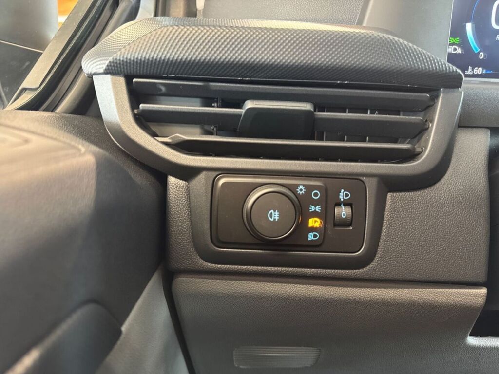 Ford Transit Custom 2026 Moondust Silver