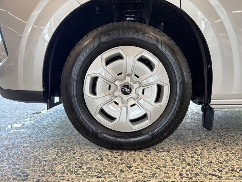 Ford Transit Custom 2026 Moondust Silver