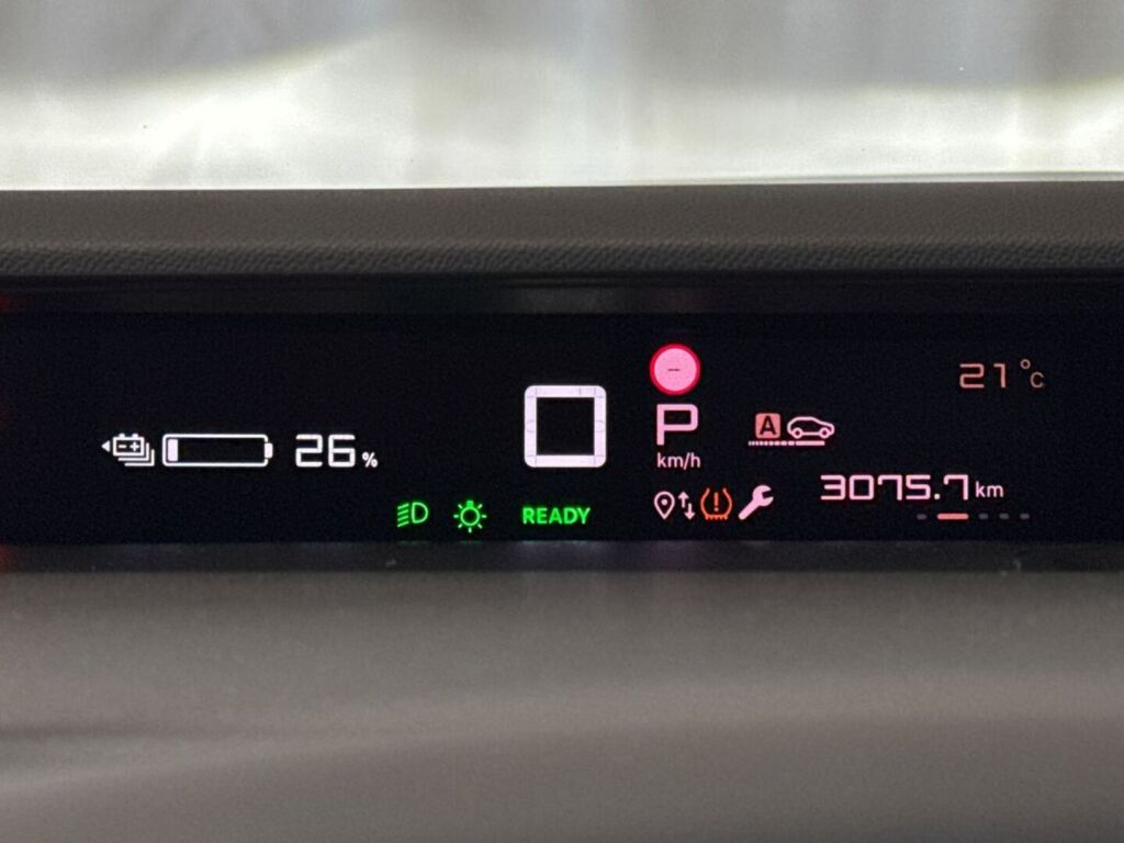 Citroen e-C3 Aircross 2025 Musta