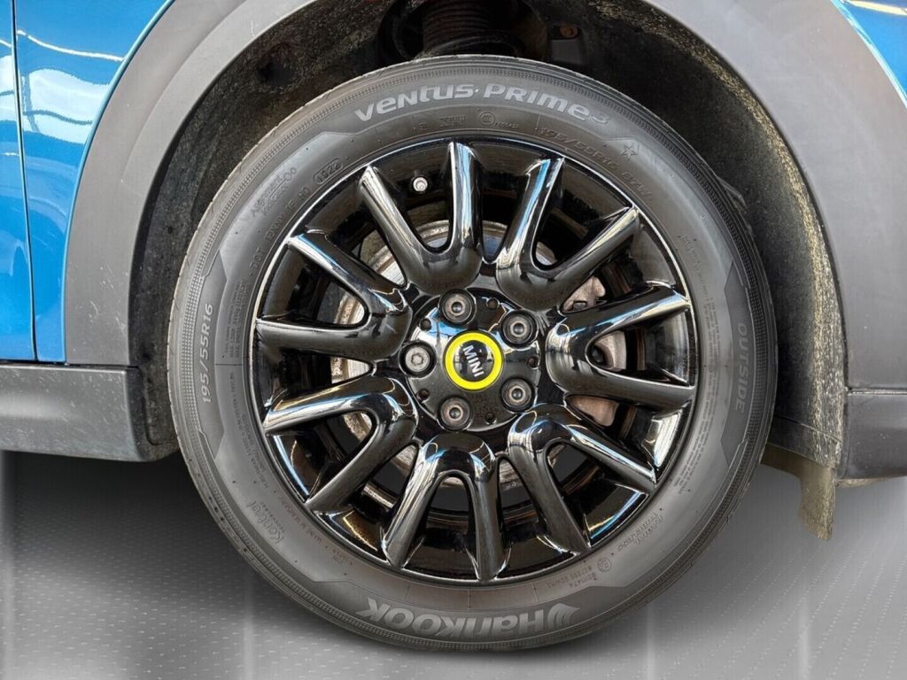 Mini Cooper SE 2023 Sininen