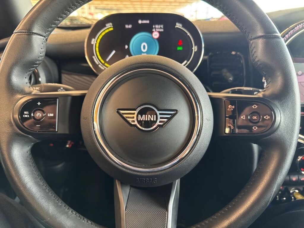 Mini Cooper SE 2023 Sininen
