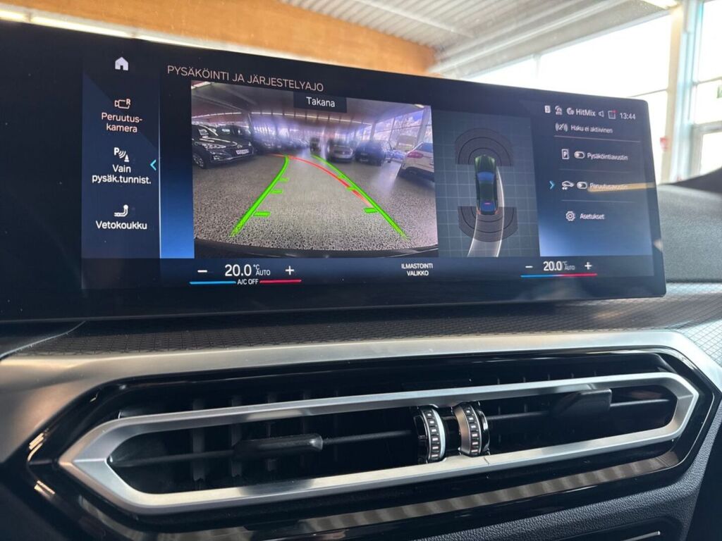 BMW I4 2023 Vihreä