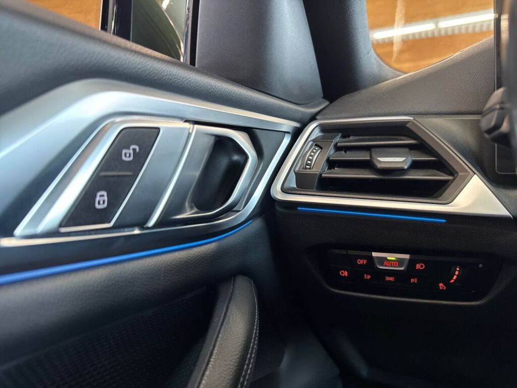 BMW I4 2023 Vihreä