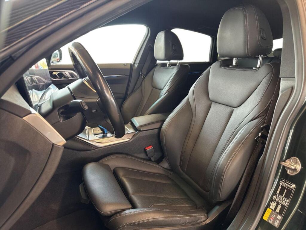 BMW I4 2023 Vihreä