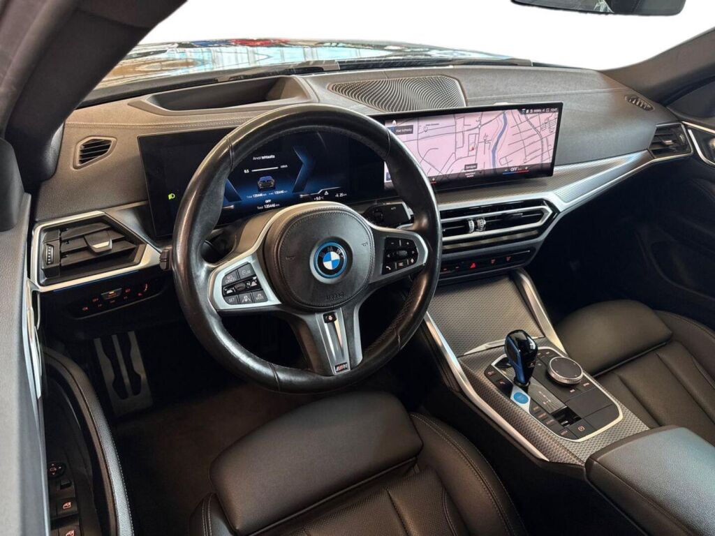BMW I4 2023 Vihreä