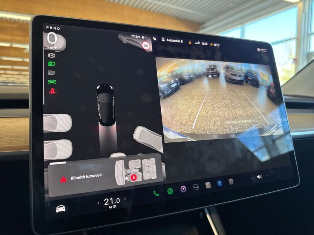 Tesla Model 3 2020 Harmaa