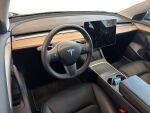 Tesla Model 3 2023 Harmaa