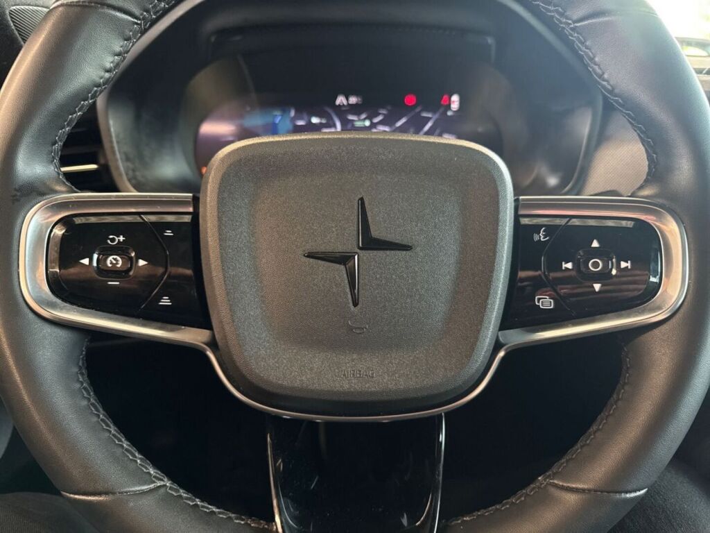 Polestar 2 2022 Musta