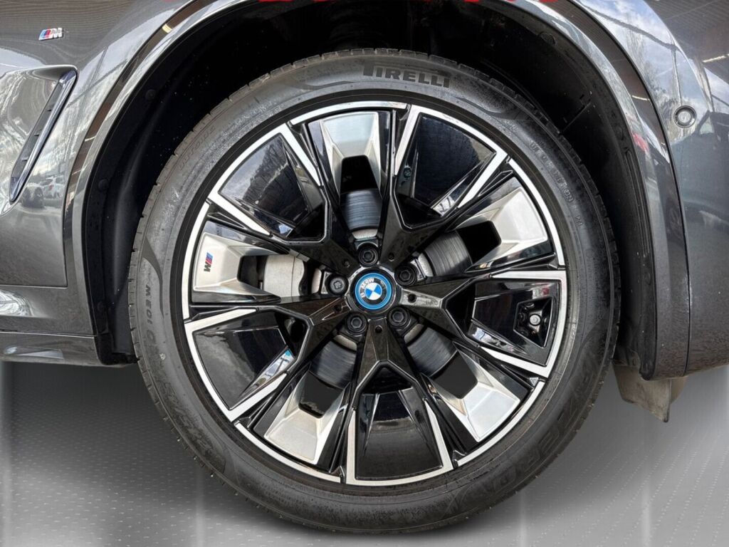 BMW iX3 2022 Harmaa