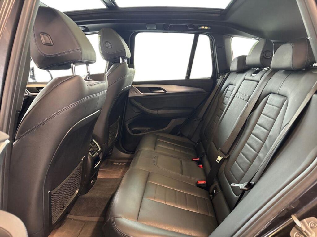 BMW iX3 2022 Harmaa