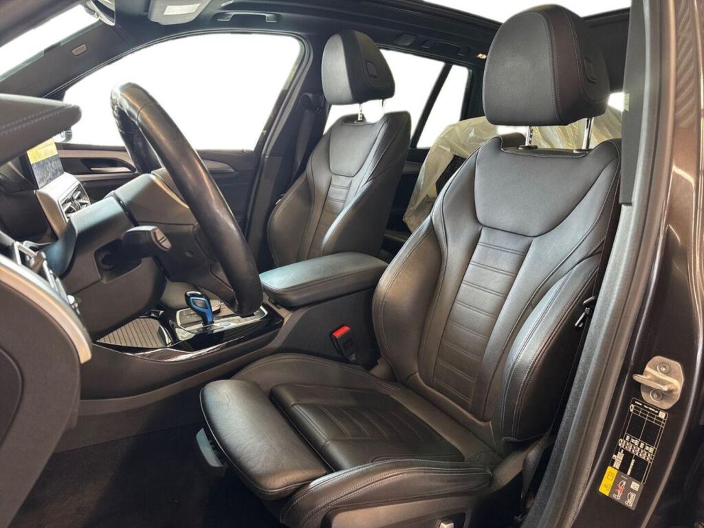 BMW iX3 2022 Harmaa