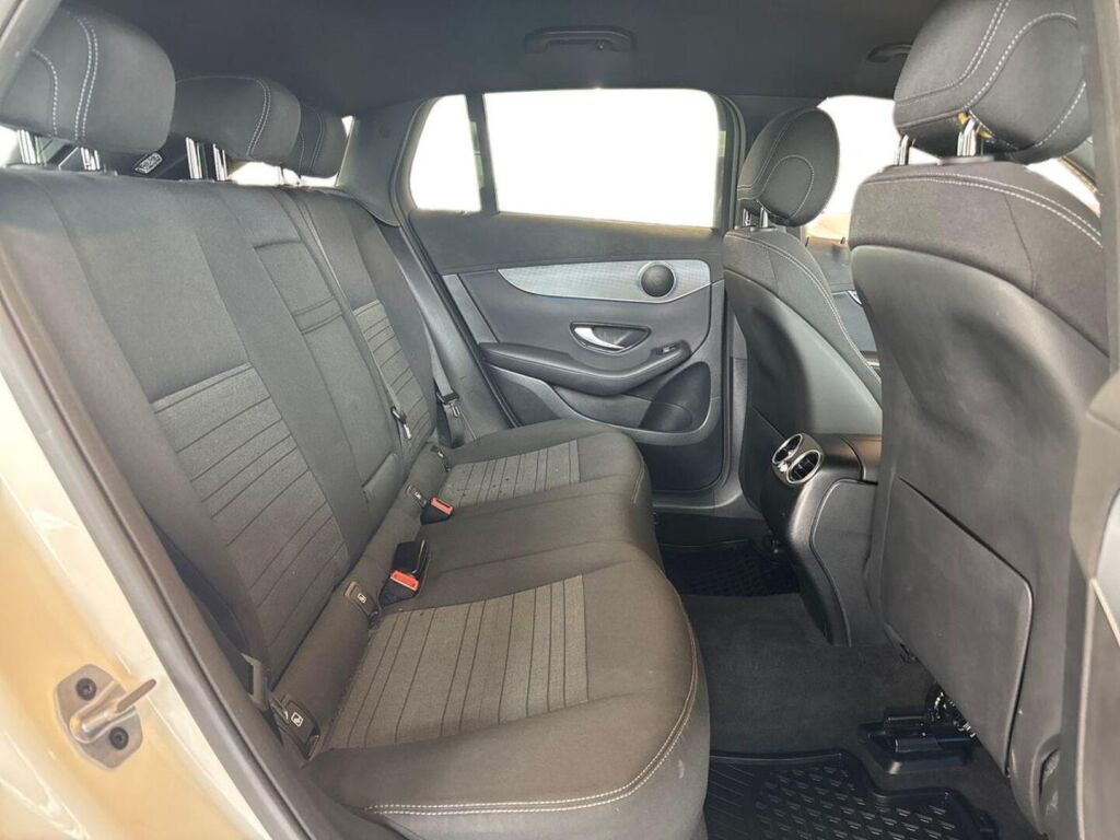 Mercedes-Benz EQC 2022 Valkoinen