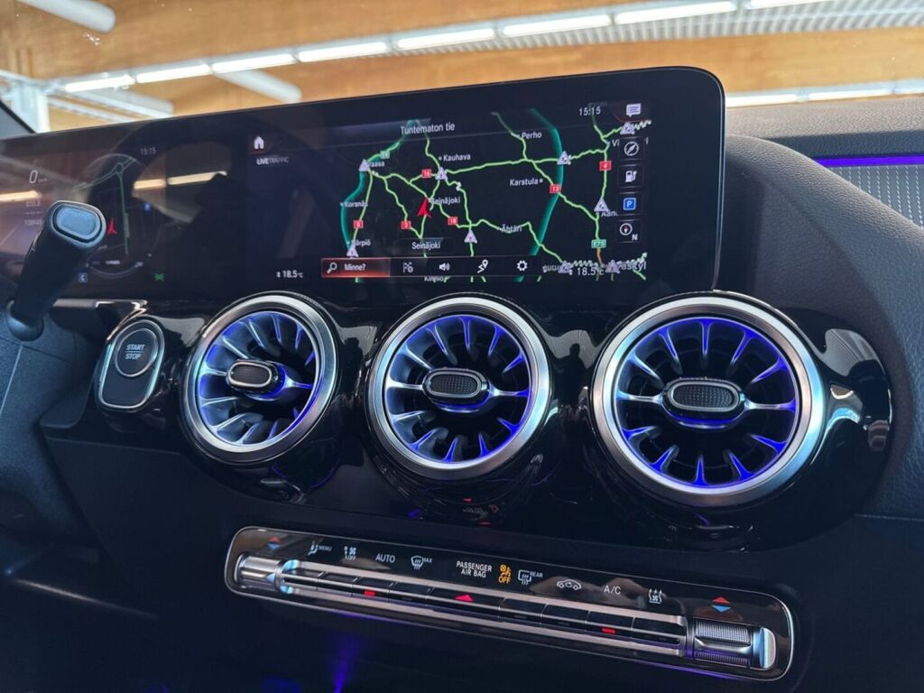 Mercedes-Benz EQA 2024 Ruusukulta