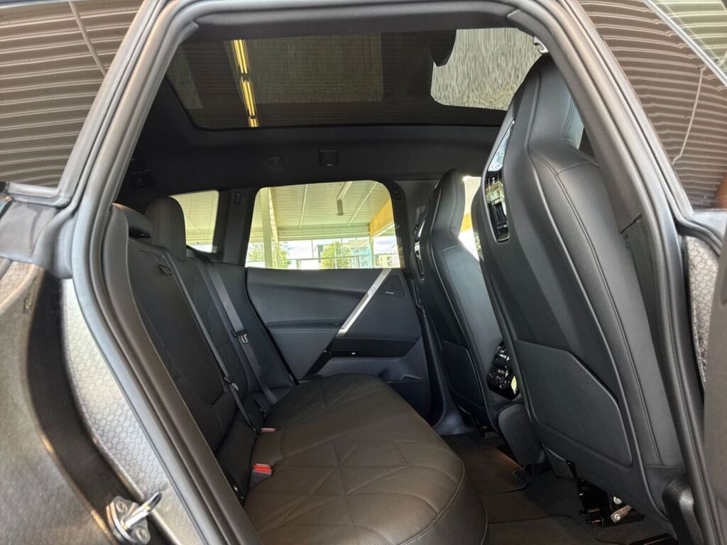 BMW iX 2024 Harmaa