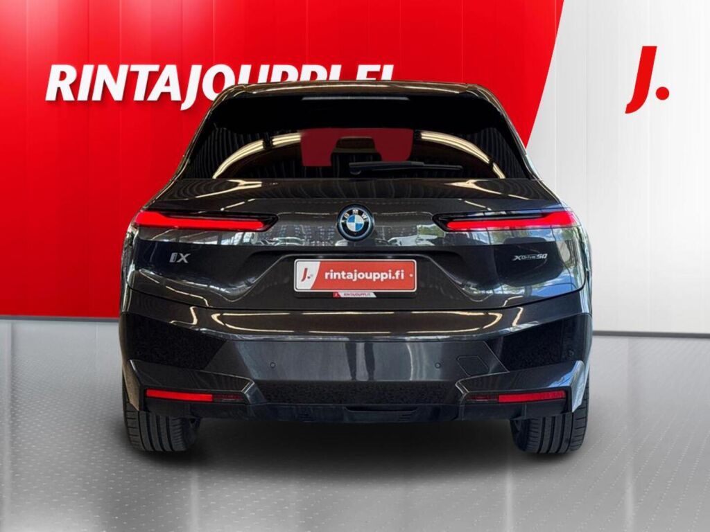 BMW iX 2024 Harmaa