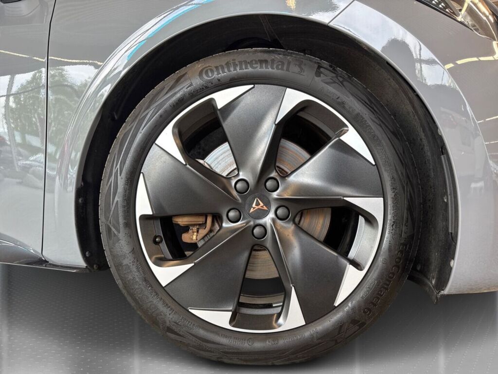 Cupra Born 2024 Harmaa