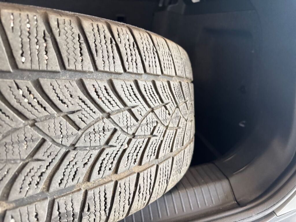 Volkswagen ID.4 2022 Harmaa