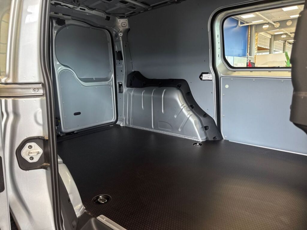 Ford Transit Connect 2026 Stardust Silver