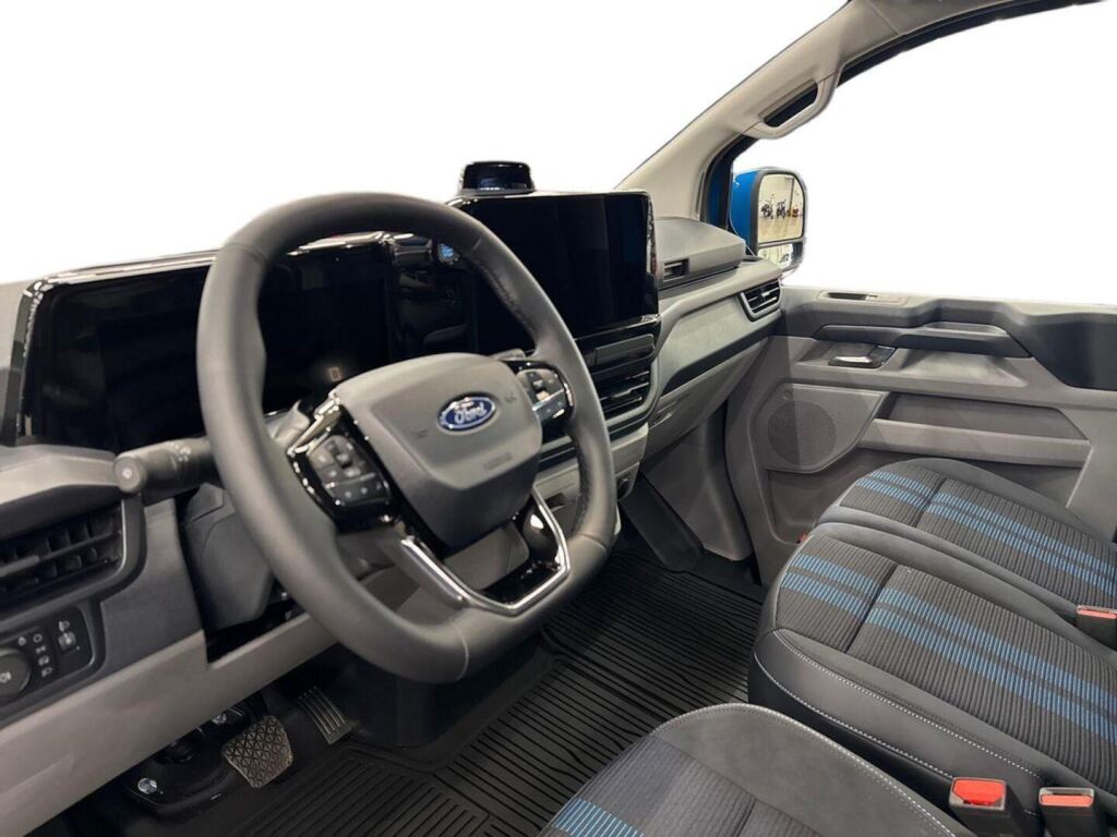 Ford Transit Custom 2026 Sininen
