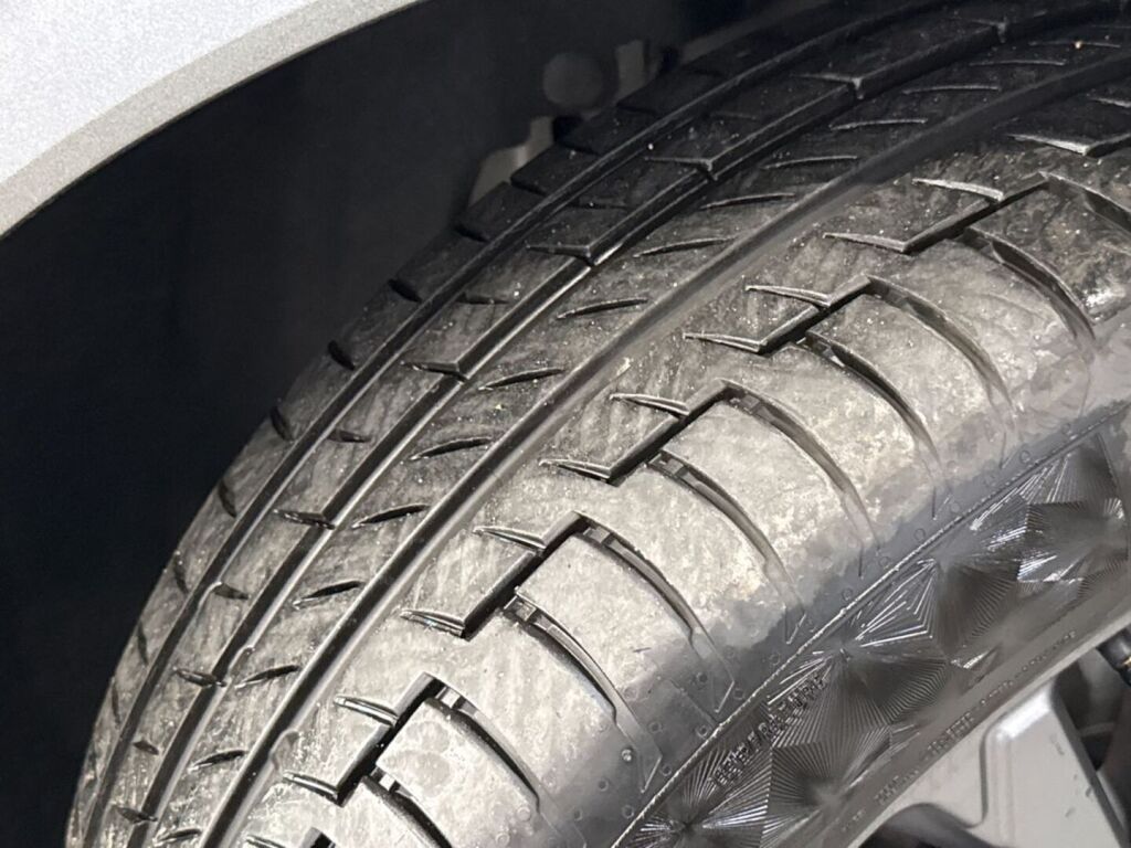 Ford Kuga 2026 Harmaa