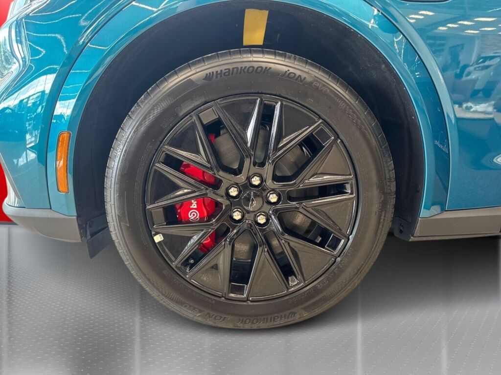 Ford Mustang Mach-E 2026 Adriatic Blue-Green