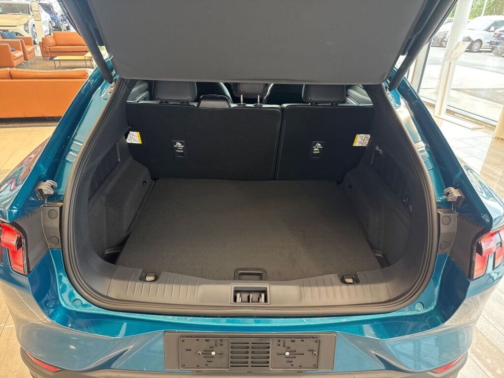 Ford Mustang Mach-E 2026 Adriatic Blue-Green