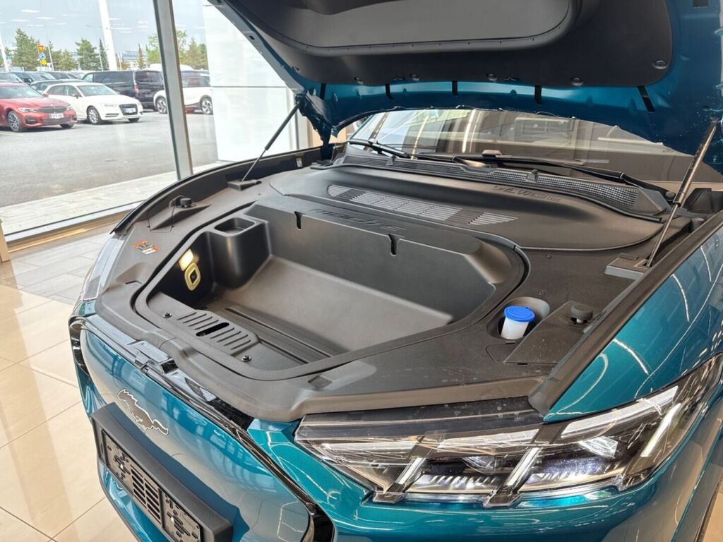 Ford Mustang Mach-E 2026 Adriatic Blue-Green