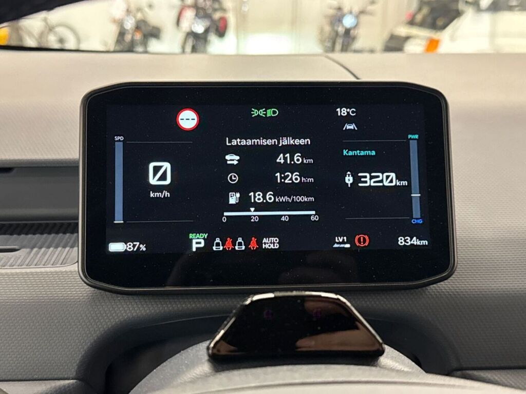 Kia PV5 2026 Valkoinen