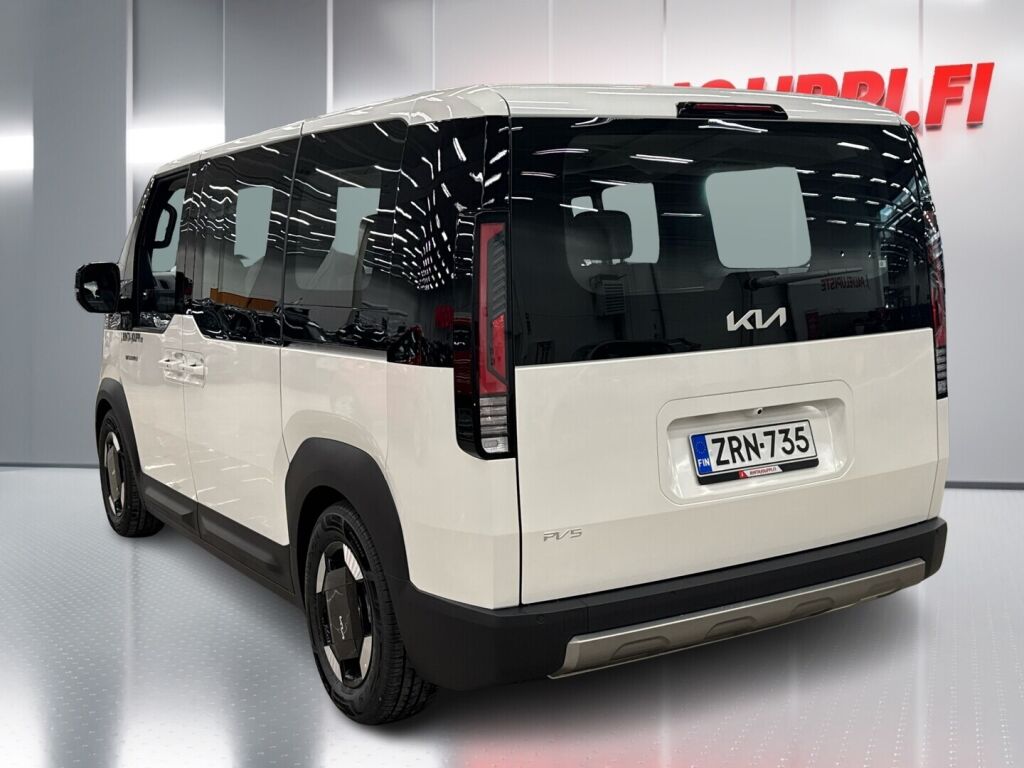 Kia PV5 2026 Valkoinen