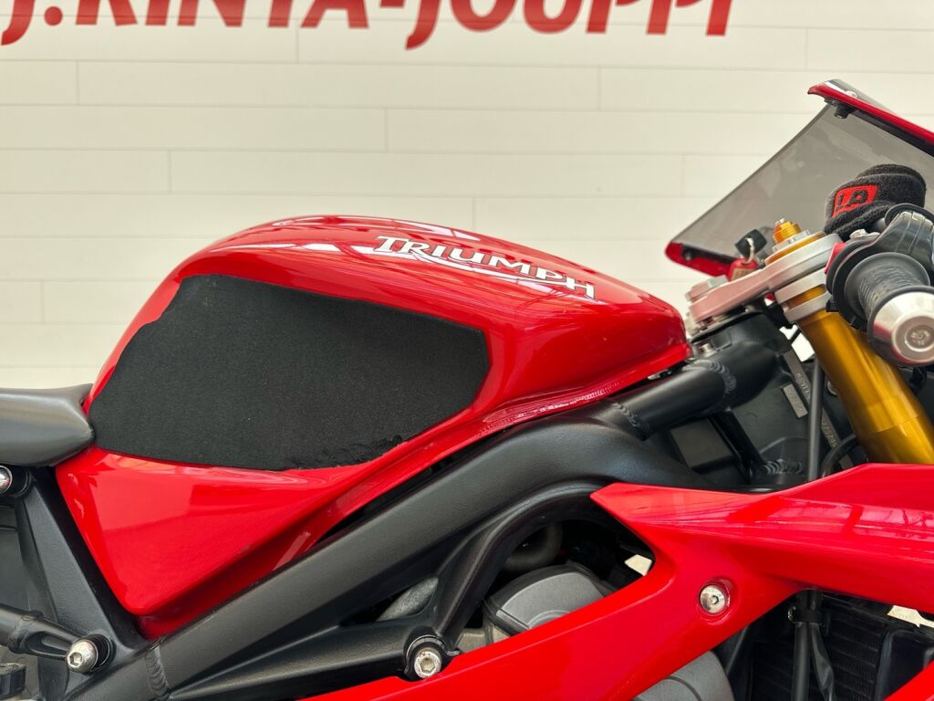 Triumph DAYTONA 2006 MII V 316