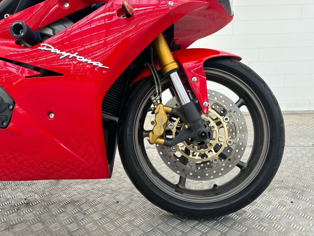 Triumph DAYTONA 2006 MII V 316