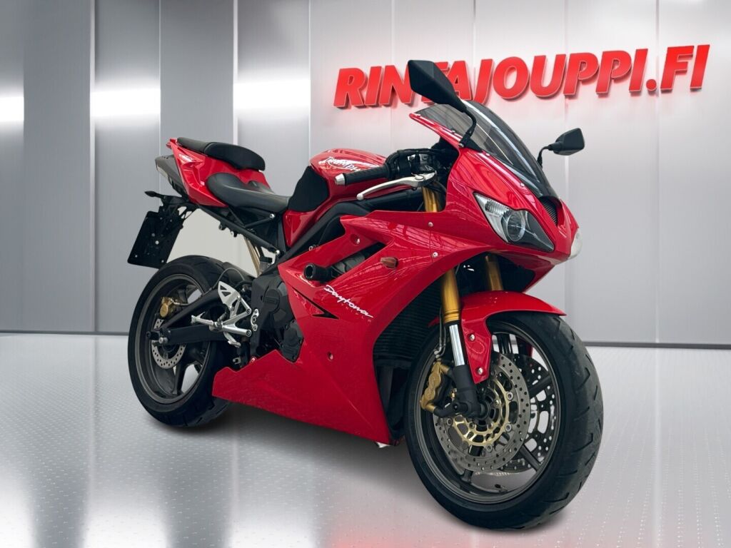 Triumph DAYTONA 2006 MII V 316