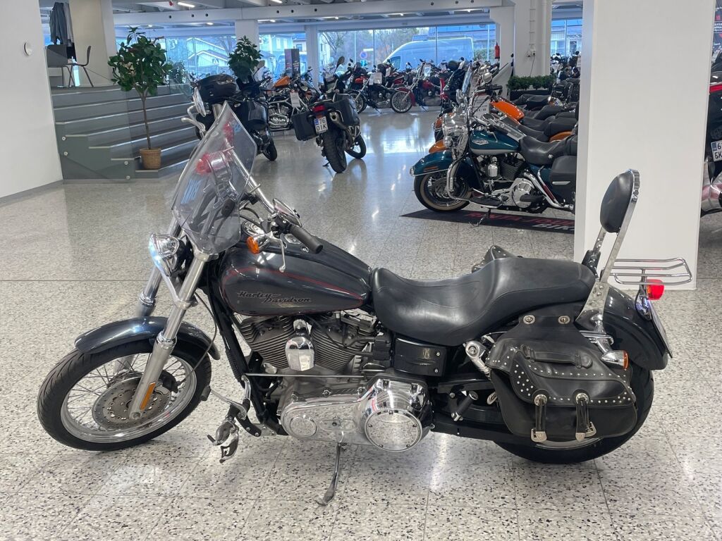 Harley-davidson DYNA 2006 